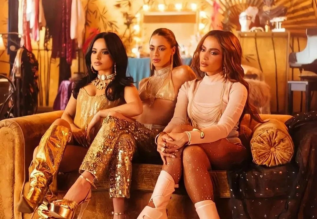 TINI, Becky G e Anitta